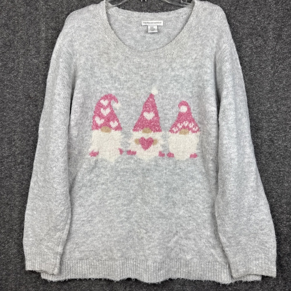 Cupcakes and Cashmere Gnomes Sweater Gray‎ Heart Soft 2X